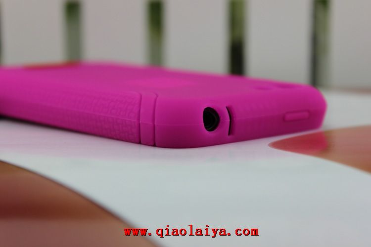 HTC One V coque du mobile rouge T320e téléphone de silicone étui de protection noir rose